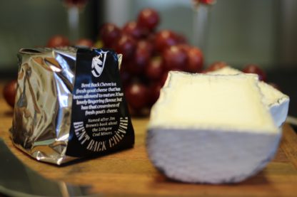 Bent Back Chèvre - Jannei goat cheese