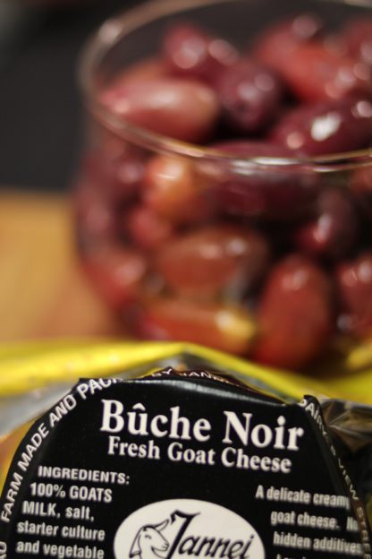 Buche Noir - Jannei goat cheese
