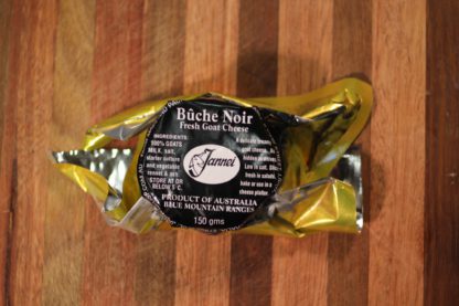 Buche Noir - Jannei goat cheese